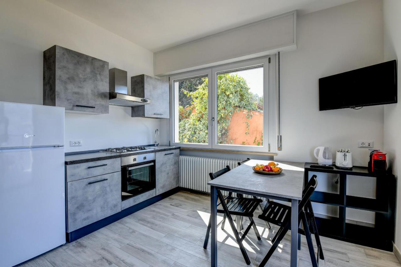 Holiday Apartments Brenzone Esterno foto