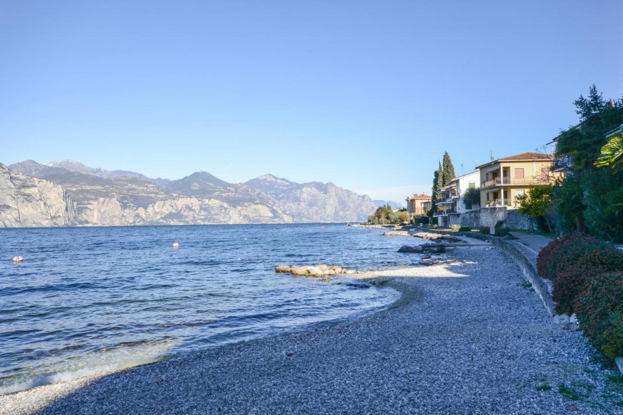 Holiday Apartments Brenzone Esterno foto